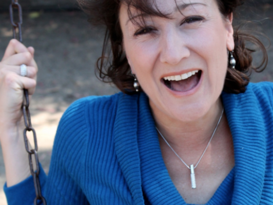 Kathy Gruver PhD | Communication & Stress Virtual Keynotes | Stress, Mindset & Communication Expert
